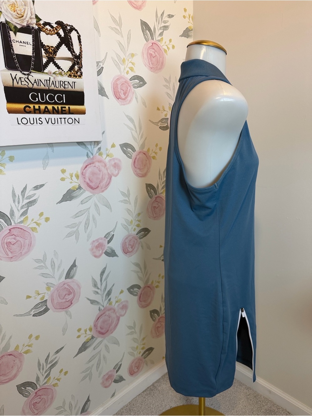 HIVERLAY Golf Sleeveless Mock Neck Active Top in Dusty Teal - Picture 4 of 9